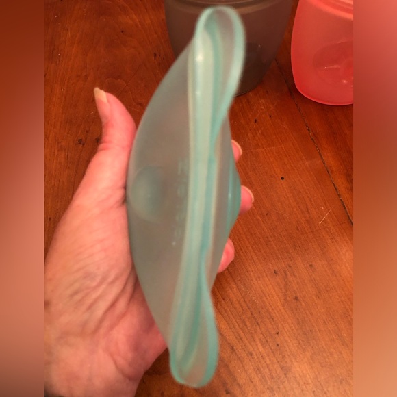 3 Zip Top Baby Snack Containers 100% Platinum Silicone Dishwasher Safe - Picture 5 of 11